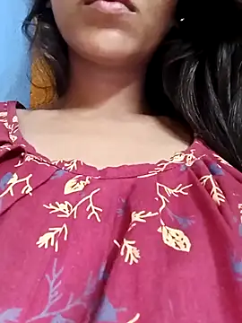 Snapshot of Sanjana-Mehar chatting on 10-07-25, 11:02 Sanjana-Mehar online show from 10-07-25, 11:02