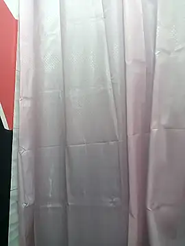 Hanna Kinsley online show from 10-29-25, 07:37