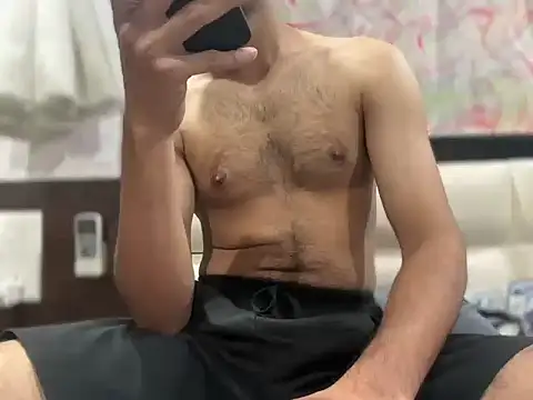 Snapshot of rahul_4u chatting on 02-08-26, 02:42 rahul 4u online show from 02-08-26, 02:42