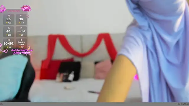 naomiii   online show from 02-14-26, 11:51