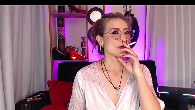 Snapshot of AdeleMourfg chatting on 02-23-25, 09:55 AdeleMourfg online show from 02-23-25, 09:55