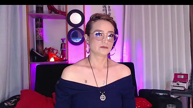 Snapshot of AdeleMourfg chatting on 02-24-25, 04:05 AdeleMourfg online show from 02-24-25, 04:05
