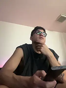 LCarreraa online show from 02-22-26, 12:45