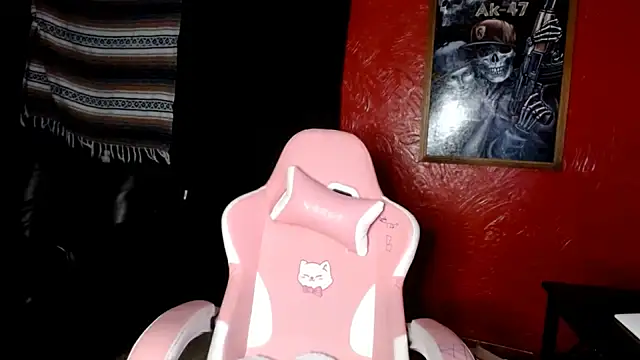 Snapshot of daddy_girl88 chatting on 02-01-26, 06:01 daddy girl88 online show from 02-01-26, 06:01