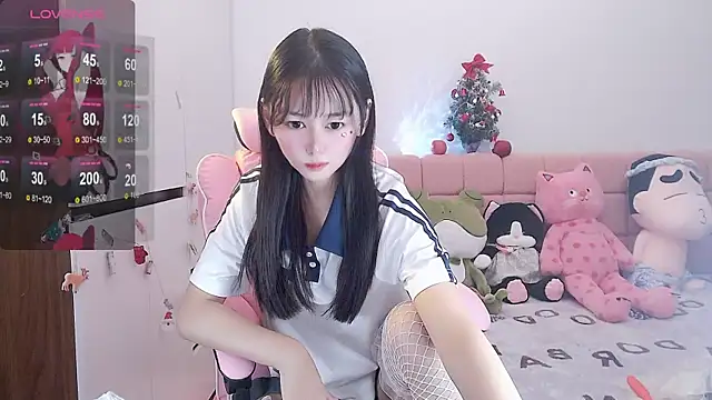 Snapshot of Xiaomi-Angela chatting on 12-28-24, 11:52 Xiaomi-Angela online show from 12-28-24, 11:52