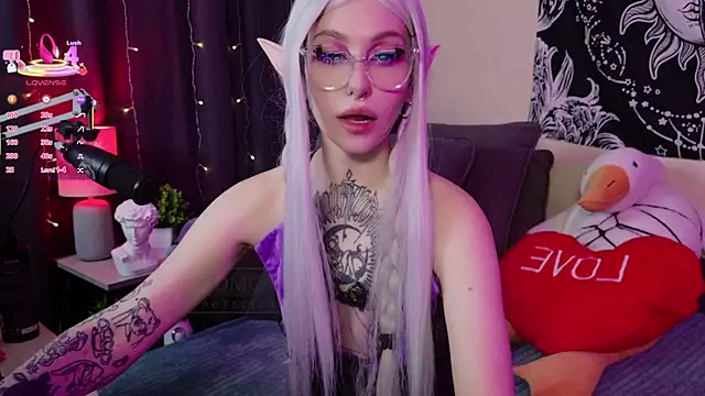 Snapshot of Succvbu7 chatting on 03-04-25, 05:11 Succvbu7 online show from 03-04-25, 05:11