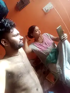 Surajpuja79 online show from 04-28-26, 04:39