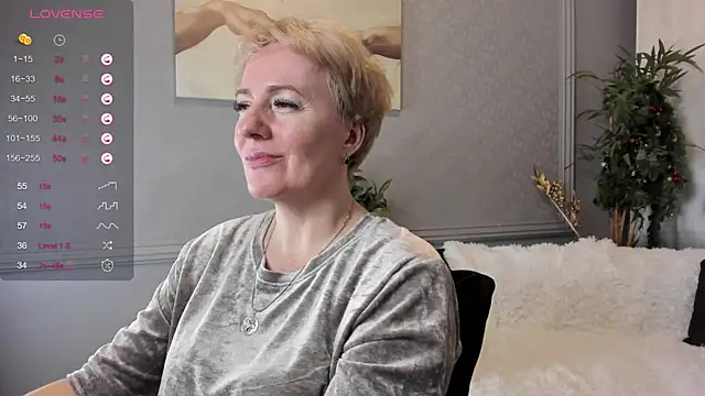 Nika Smit online show from 12-24-24, 03:26