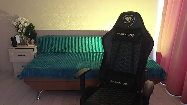 Snapshot of Megan_Kira chatting on 01-08-25, 06:20 Megan Kira online show from 01-08-25, 06:20