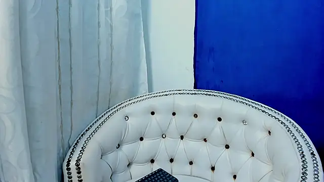 Snapshot of Analia18_ chatting on 03-01-25, 03:38 Analia18 online show from 03-01-25, 03:38