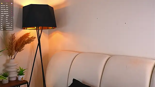 Snapshot of EngelCoyner chatting on 09-21-25, 05:31 EngelCoyner online show from 09-21-25, 05:31