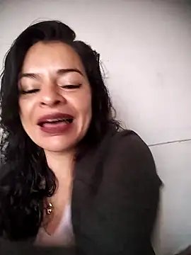 NATHALIA-28  online show from 03-22-25, 11:42