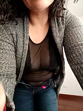 NATHALIA-28  online show from 09-14-25, 12:15