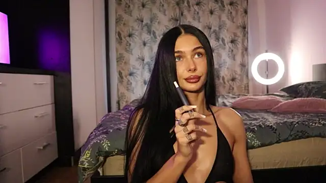 Snapshot of IvyKaelani chatting on 11-26-25, 12:50 IvyKaelani online show from 11-26-25, 12:50