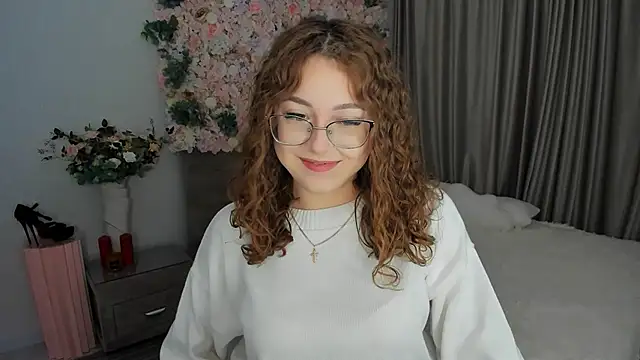 SereneFlame online show from 09-25-25, 04:00