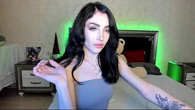 Snapshot of NancyLovee_ chatting on 02-15-25, 01:21 NancyLovee online show from 02-15-25, 01:21