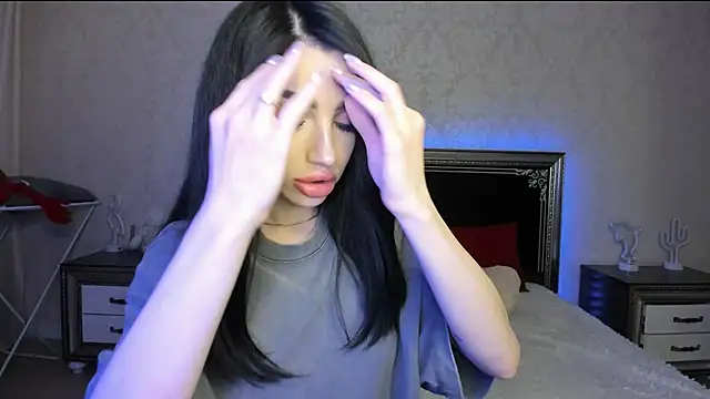 Snapshot of NancyLovee_ chatting on 03-22-25, 01:32 NancyLovee online show from 03-22-25, 01:32