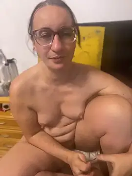 gloria7v05 online show from 04-26-26, 01:47