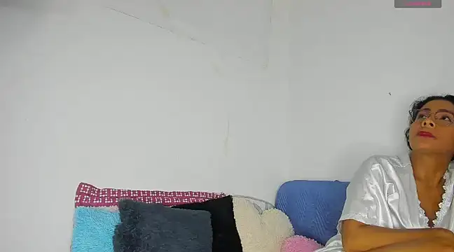 Nenita Hot  online show from 03-18-25, 10:58