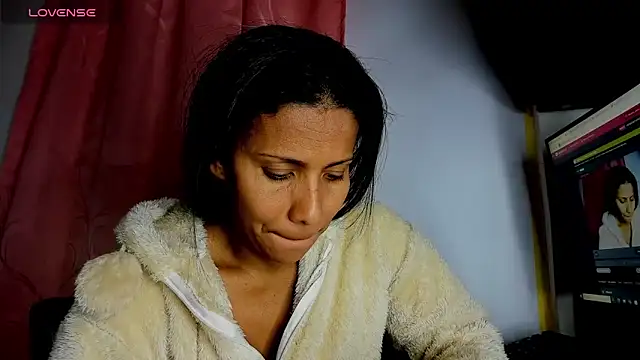 Nenita Hot  online show from 09-10-25, 03:39