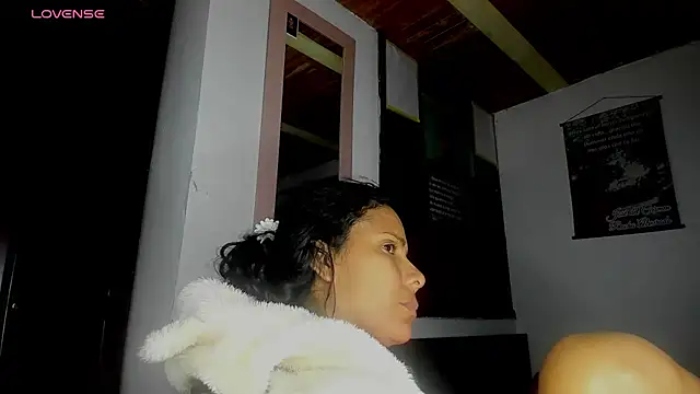 Nenita Hot  online show from 09-30-25, 03:33