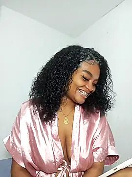 gianna smith online show from 04-24-26, 04:37