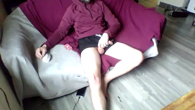 Snapshot of maccdaddy87 chatting on 04-02-26, 08:17 maccdaddy87 online show from 04-02-26, 08:17