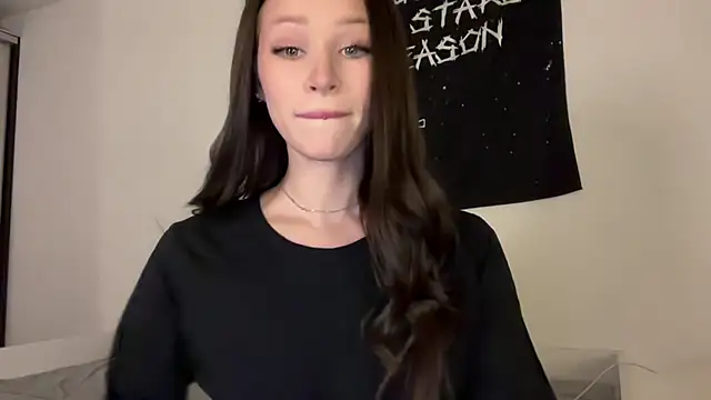 ur molly online show from 10-17-25, 01:03