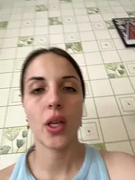 Snapshot of AmiLavs chatting on 12-21-24, 11:22 AmiLavs online show from 12-21-24, 11:22