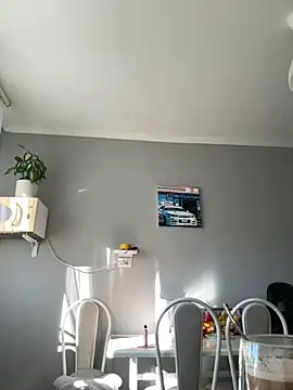 Snapshot of AmiLavs chatting on 09-15-25, 05:18 AmiLavs online show from 09-15-25, 05:18