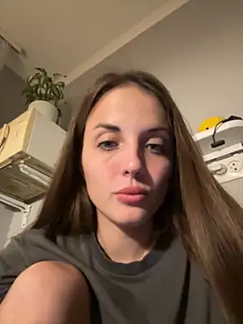 Snapshot of AmiLavs chatting on 10-21-25, 07:36 AmiLavs online show from 10-21-25, 07:36