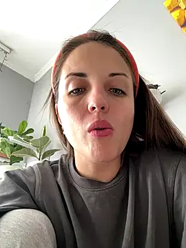 Snapshot of AmiLavs chatting on 11-18-25, 07:24 AmiLavs online show from 11-18-25, 07:24