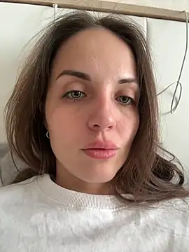 Snapshot of AmiLavs chatting on 11-20-25, 06:35 AmiLavs online show from 11-20-25, 06:35