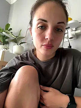 Snapshot of AmiLavs chatting on 11-22-25, 10:58 AmiLavs online show from 11-22-25, 10:58