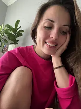 Snapshot of AmiLavs chatting on 12-16-25, 11:04 AmiLavs online show from 12-16-25, 11:04