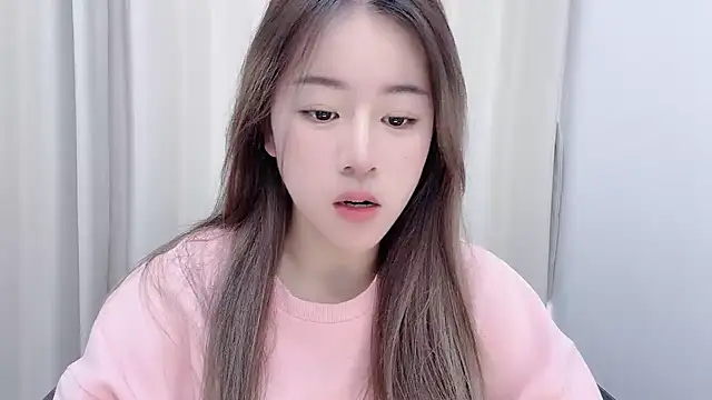 Snapshot of chloe-01 chatting on 01-18-25, 04:15 chloe-01 online show from 01-18-25, 04:15