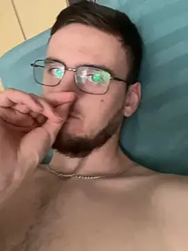 GrahamSouth online show from 12-30-24, 04:42