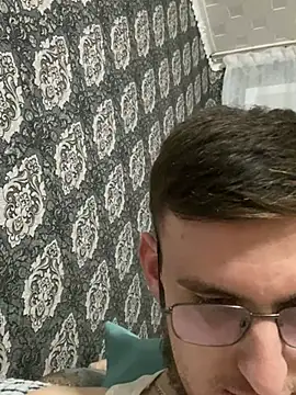 GrahamSouth online show from 12-30-24, 04:08