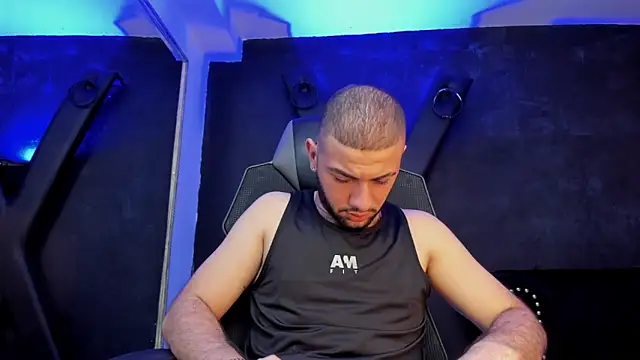 MaximusDick1  online show from 09-14-25, 03:05