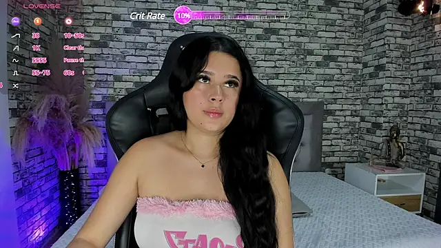 Snapshot of ariadna_milano chatting on 02-11-25, 04:24 ariadna milano online show from 02-11-25, 04:24