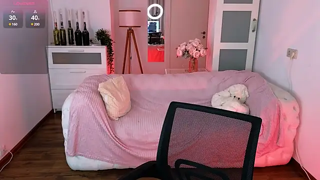 mei honey  online show from 12-25-24, 05:37