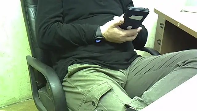 nikdov3 online show from 02-12-26, 05:02