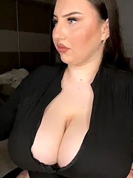 KarinaCelinne online show from 12-02-25, 07:42