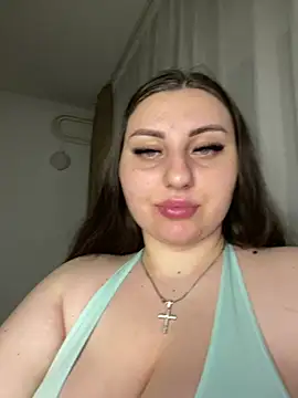 KarinaCelinne online show from 04-10-26, 08:24