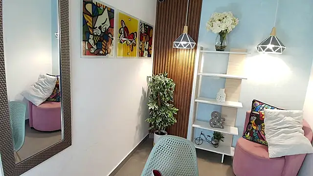 Dalila Sky online show from 11-20-25, 06:07