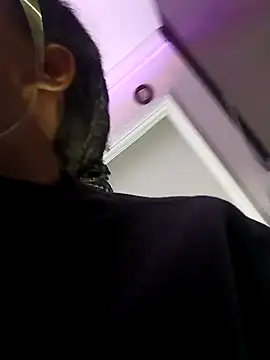 Snapshot of devi_black13_ chatting on 12-10-24, 03:41 devi black13 online show from 12-10-24, 03:41