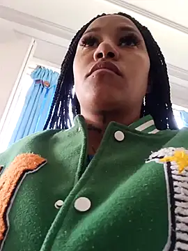 Snapshot of devi_black13_ chatting on 03-05-25, 04:35 devi black13 online show from 03-05-25, 04:35