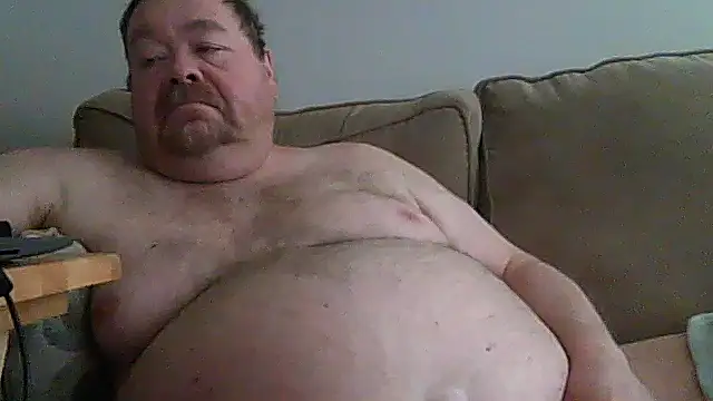 Snapshot of hitman_35 chatting on 05-26-26, 07:21 hitman 35 online show from 05-26-26, 07:21