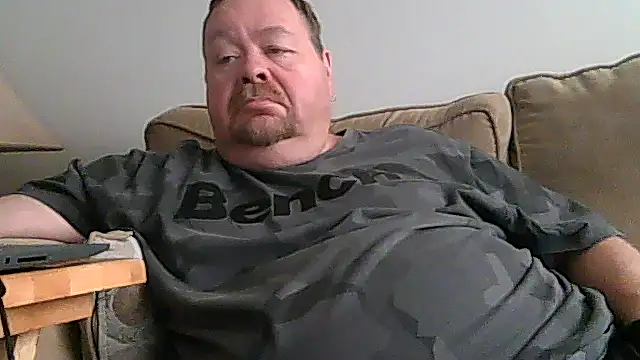 Snapshot of hitman_35 chatting on 06-09-26, 09:26 hitman 35 online show from 06-09-26, 09:26