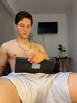 Bodyxx23 online show from 07-18-26, 02:49